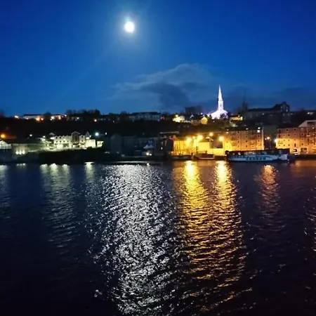 From Apartmán *